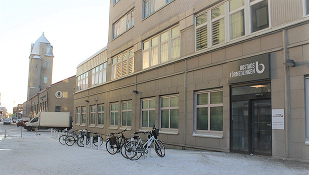Bostadsförmedlingens entré.