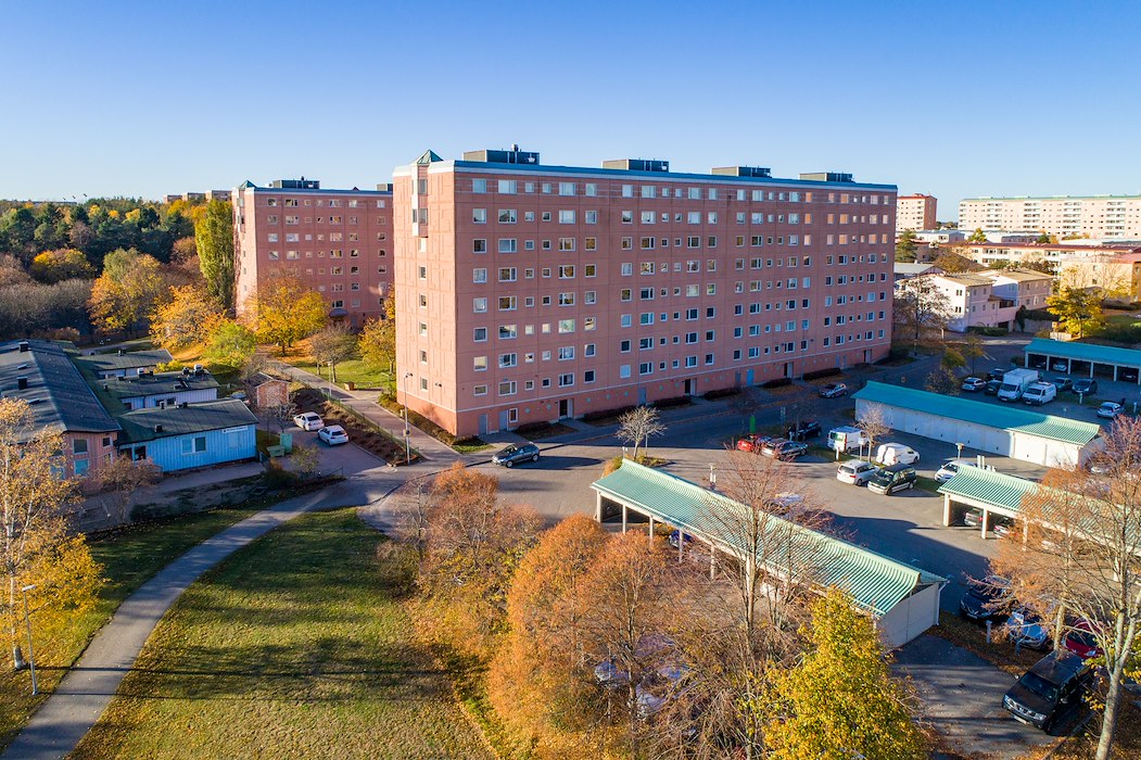 Hus 48