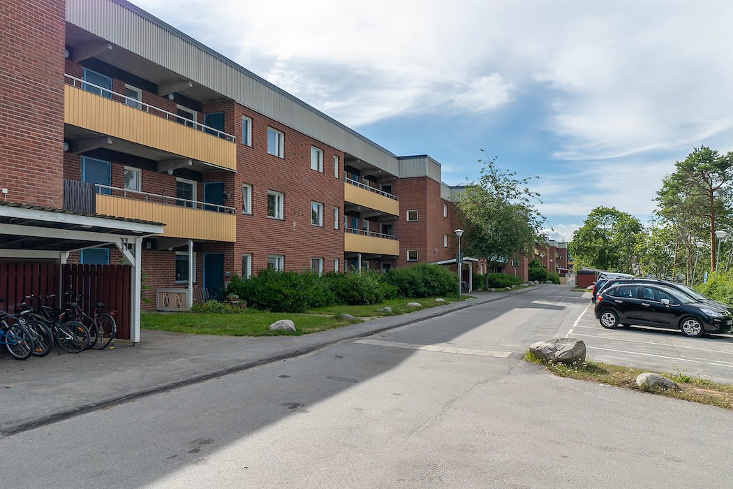 Nelsonstigen långa huset gatusida 1