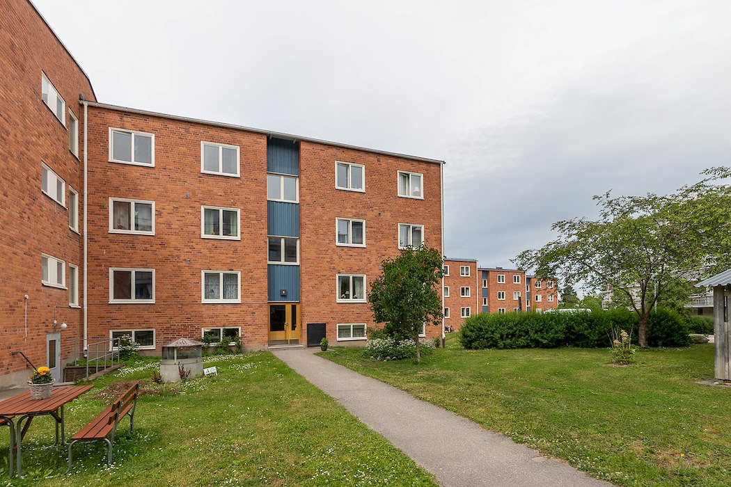 Hästskovägen entrésida