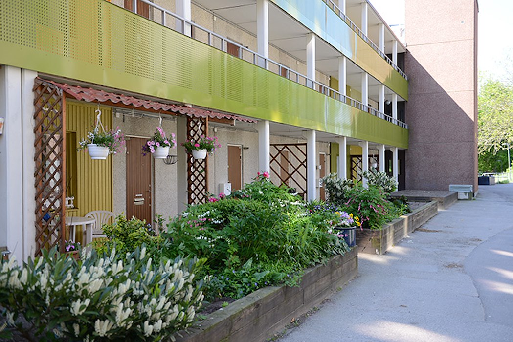 Värdshusvägen 8 och 12