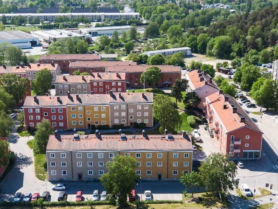 Rusthållarevägen 17, Sollentuna – bild 1